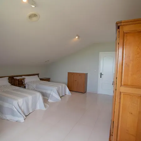 Chalet Cerrado De Moledo, Primera Linea De Playa Holiday home