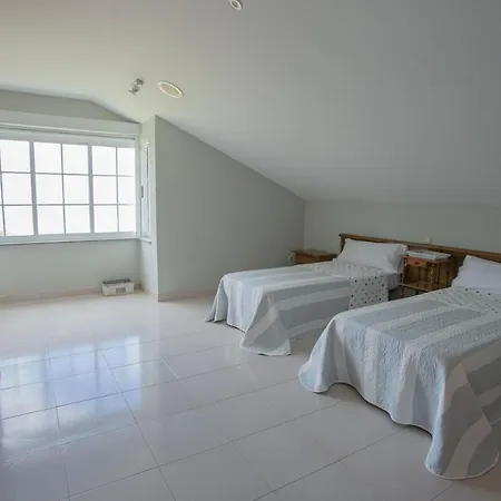 Chalet Cerrado De Moledo, Primera Linea De Playa Barreiros