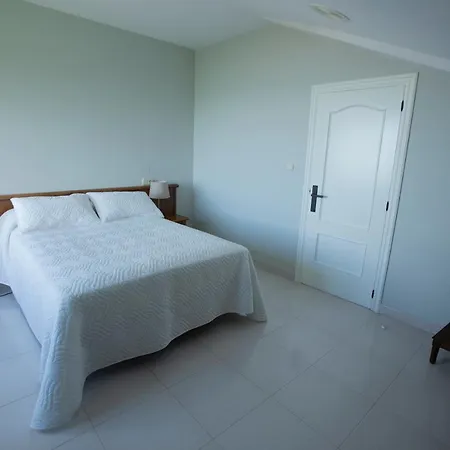 Chalet Cerrado De Moledo, Primera Linea De Playa *